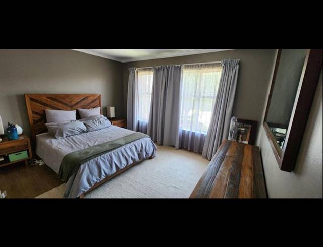2 BEDROOM TOWNHOUSE FOR SALE IN GLEN MARAIS
